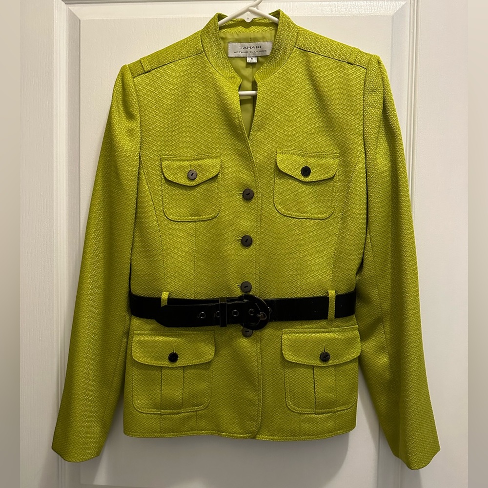 Tahari Size 6 Lime Green Jacket